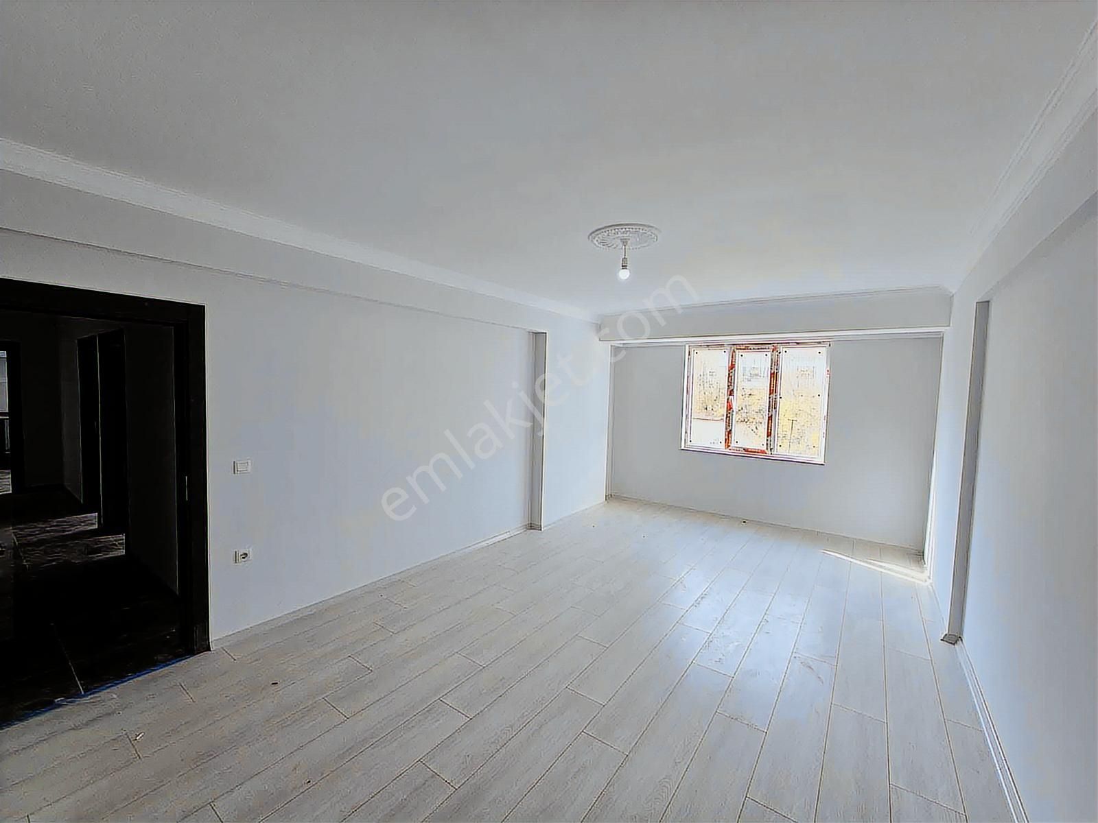 Fevziçakmak Mahallesi Nevzat Şener Bulvarında Satılık 3+1 - Görsel 8