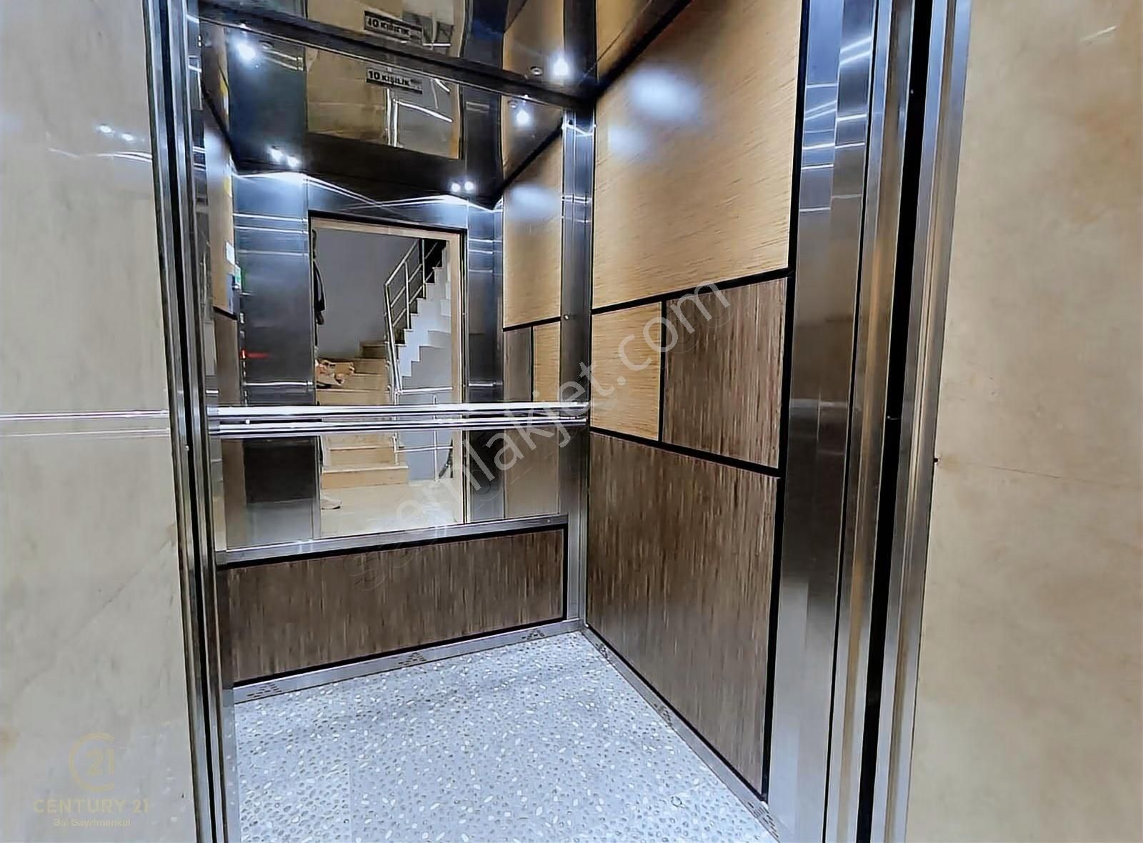Century21 Bal 'dan Gop'ta Eşyalı Kiralık 1+1 - Görsel 12