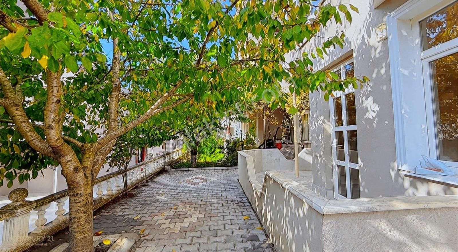 C21 Bal'dan Kuvayi Milliye'de Site İçi Satılık Villa - Görsel 25