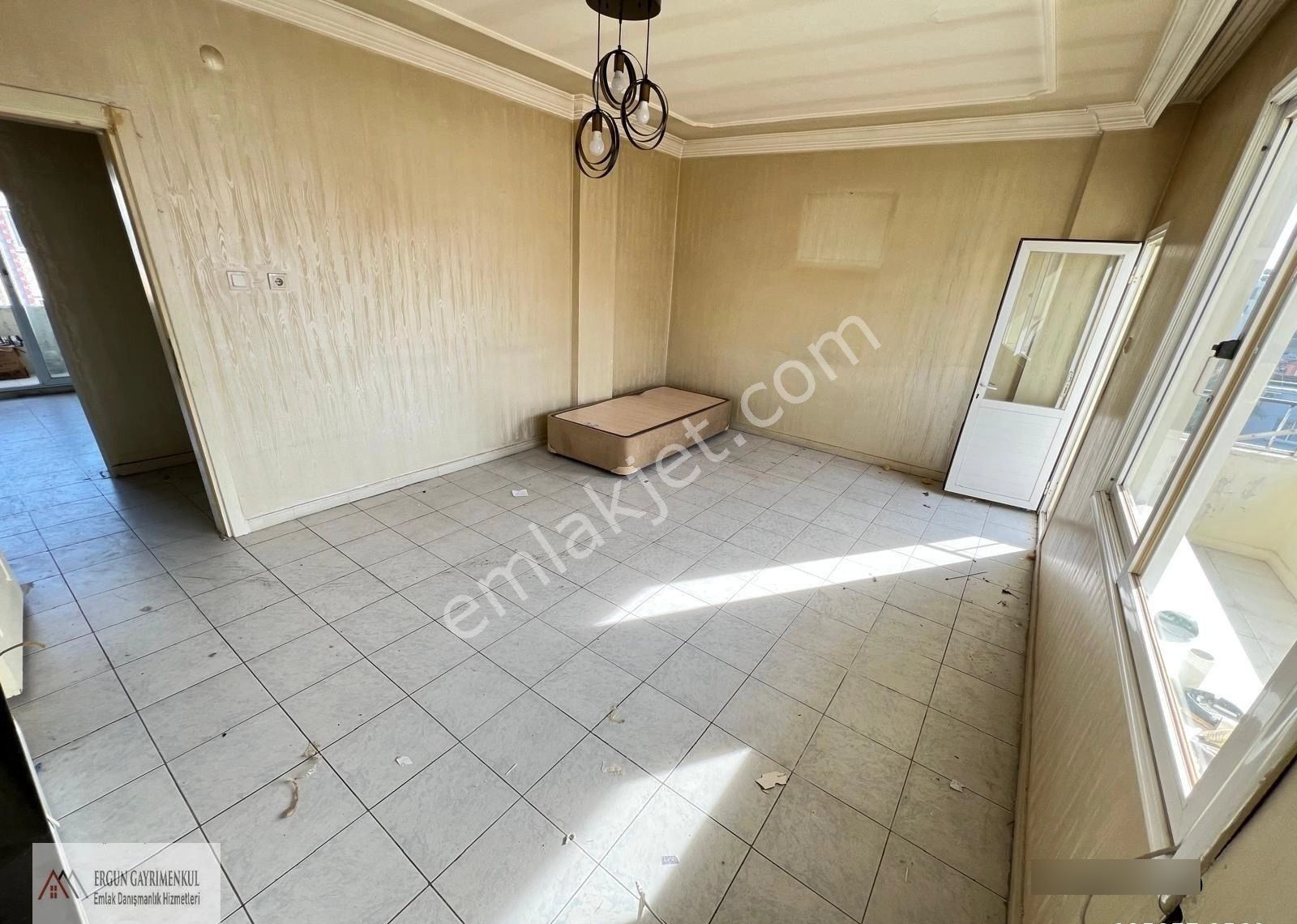 Ergünden Zeki Ayanda Toroslar Belediye Arkası Kiralık 2+1 Daire - Görsel 18