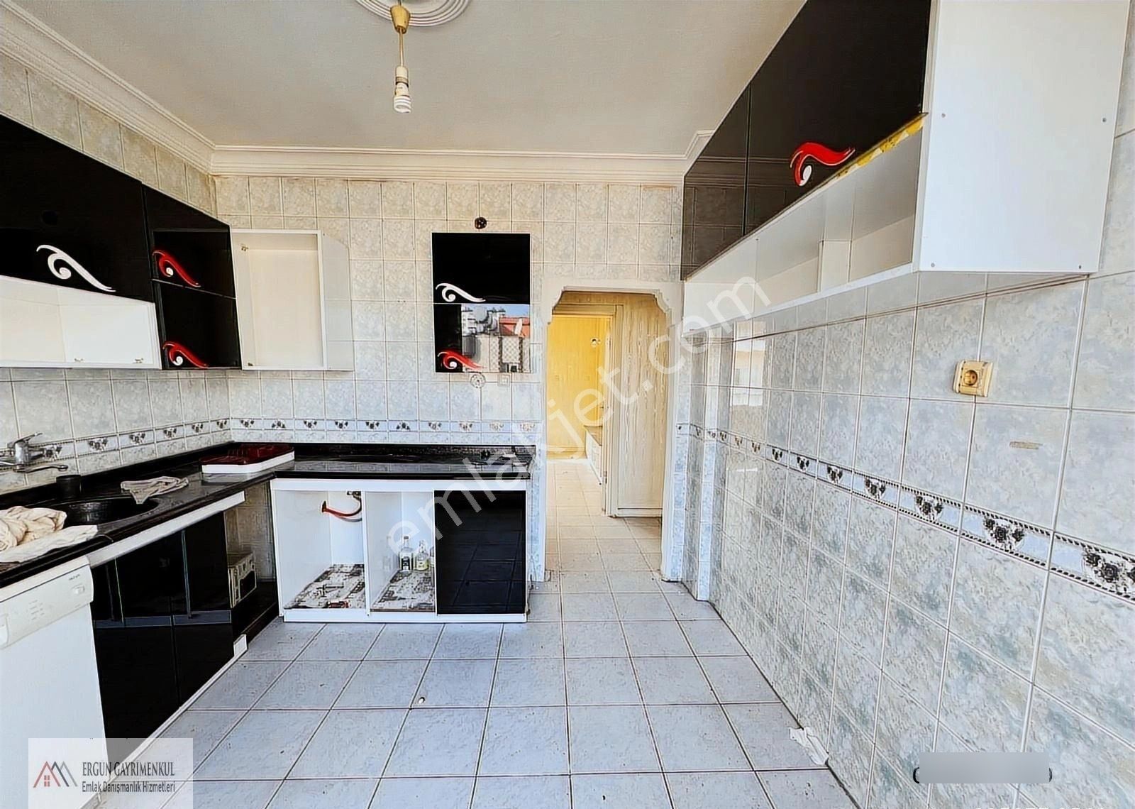 Ergünden Zeki Ayanda Toroslar Belediye Arkası Kiralık 2+1 Daire - Görsel 23