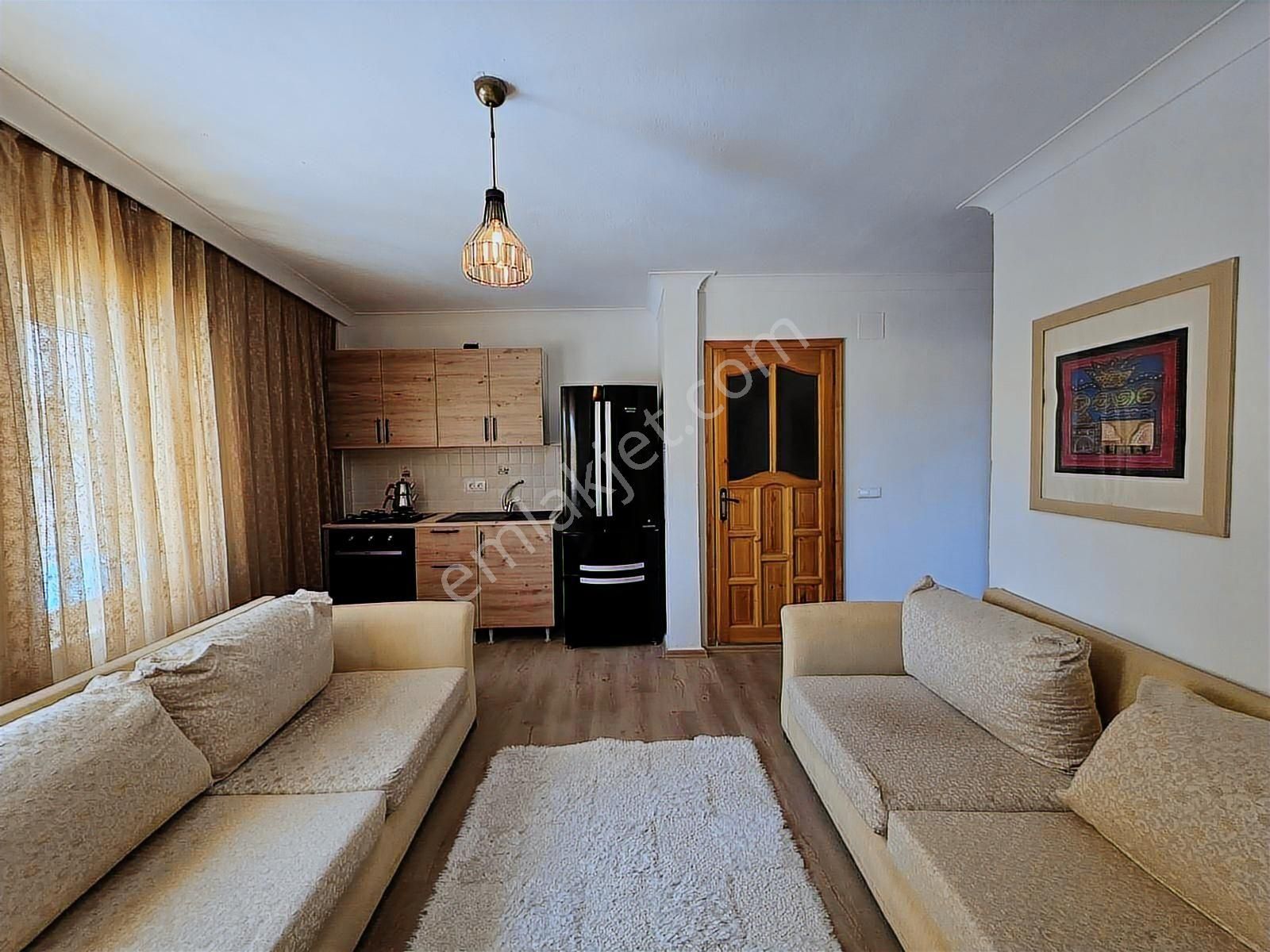 Fırsat! Yenilenmiş Havuzlu, Müstakil Girişli, 20 M2 Verandalı - Görsel 23