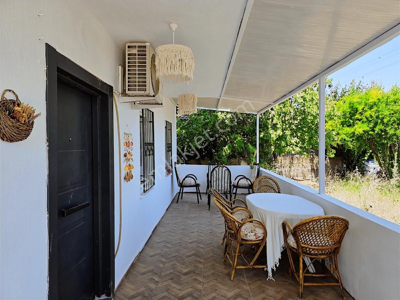 Fırsat! Yenilenmiş Havuzlu, Müstakil Girişli, 20 M2 Verandalı - Görsel 28