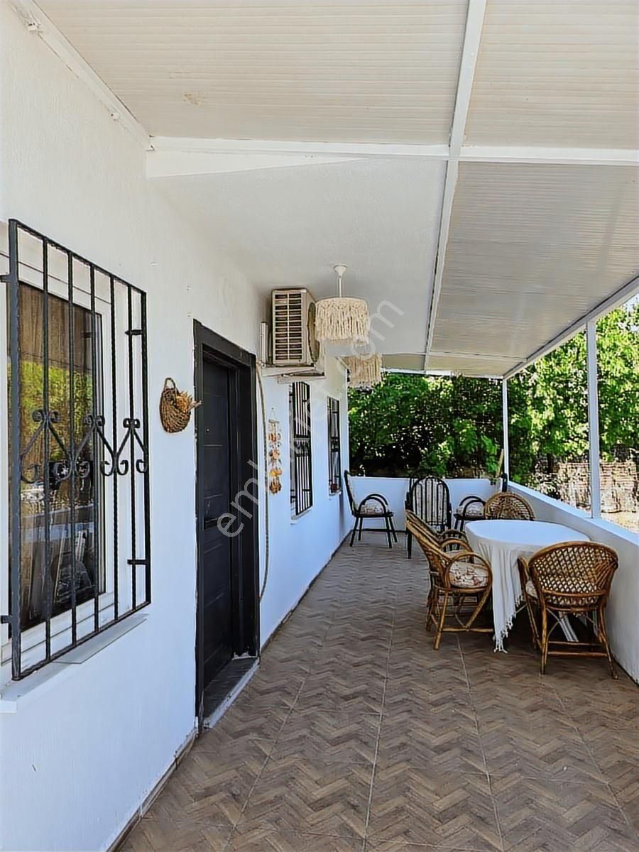 Fırsat! Yenilenmiş Havuzlu, Müstakil Girişli, 20 M2 Verandalı - Görsel 7