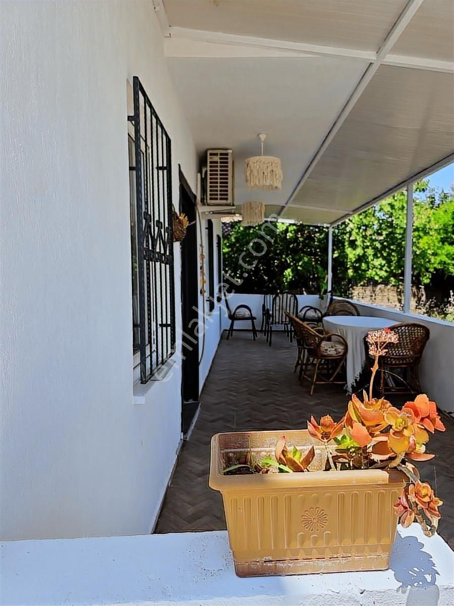 Fırsat! Yenilenmiş Havuzlu, Müstakil Girişli, 20 M2 Verandalı - Görsel 15