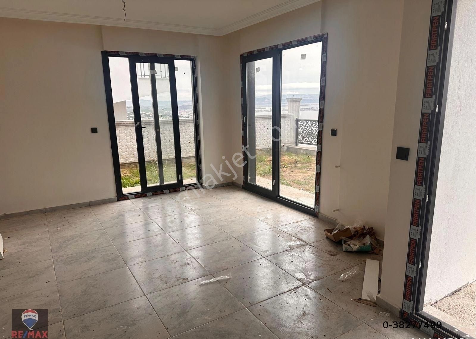 Çandarlı'da Roge Marıne Projesınde Satılık Vılla - Görsel 14