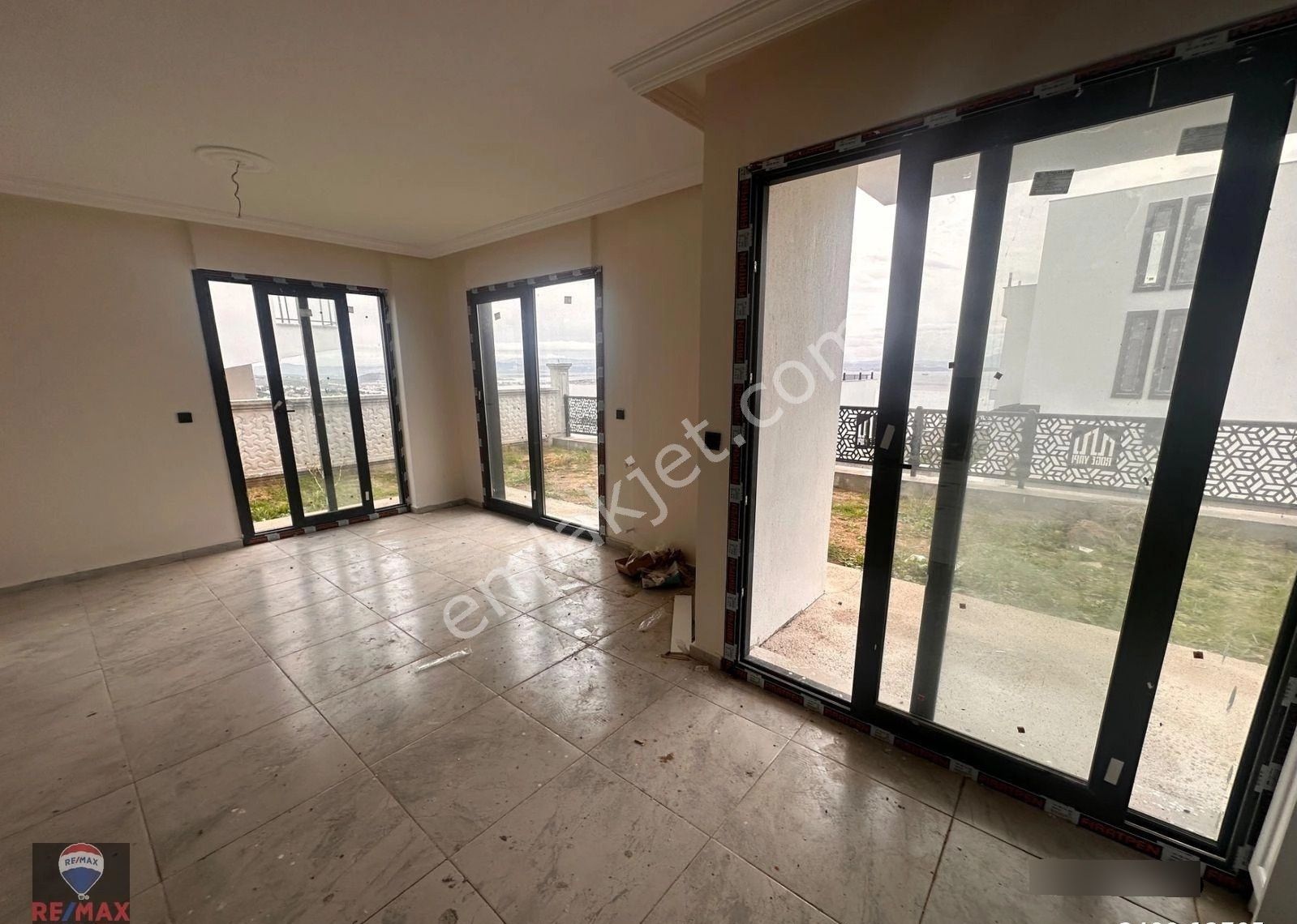 Çandarlı'da Roge Marıne Projesınde Satılık Vılla - Görsel 4