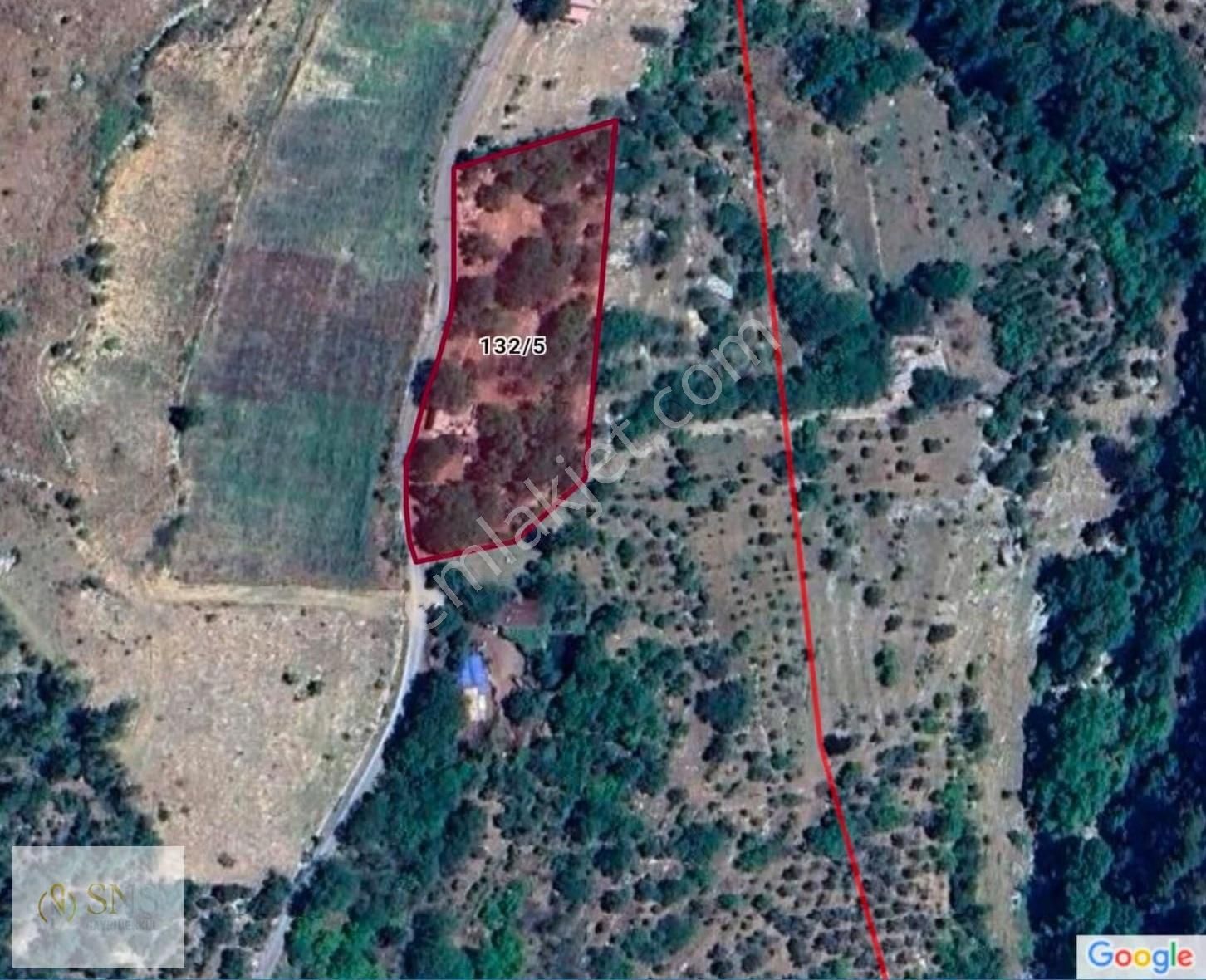 Mezitli Tol Köyde 5 Dönüm Arazi Ve Kargir Ev