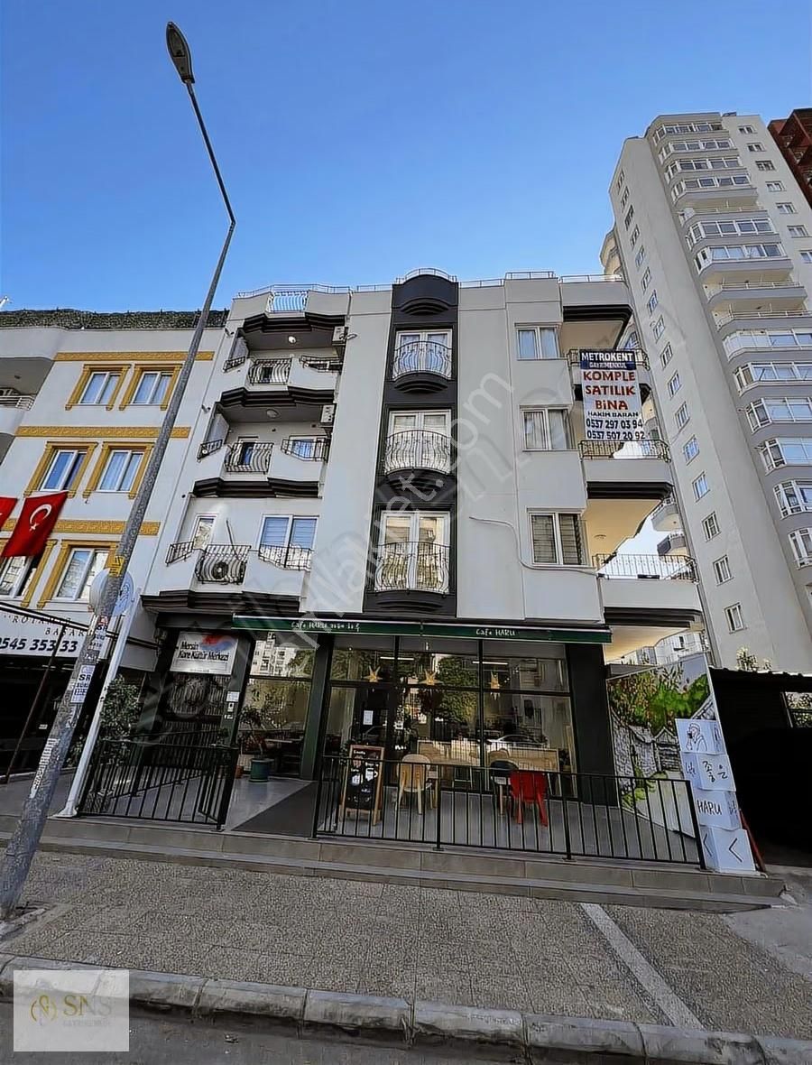 Aydınlık Evler Mah. Forum Avm Civarı Komple Satılık Müstakil - Görsel 24