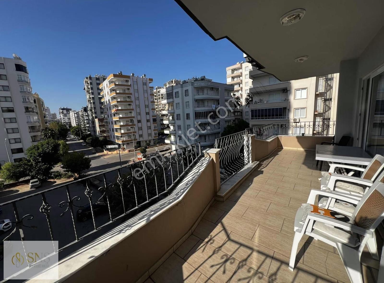 Aydınlık Evler Mah. Forum Avm Civarı Komple Satılık Müstakil - Görsel 30