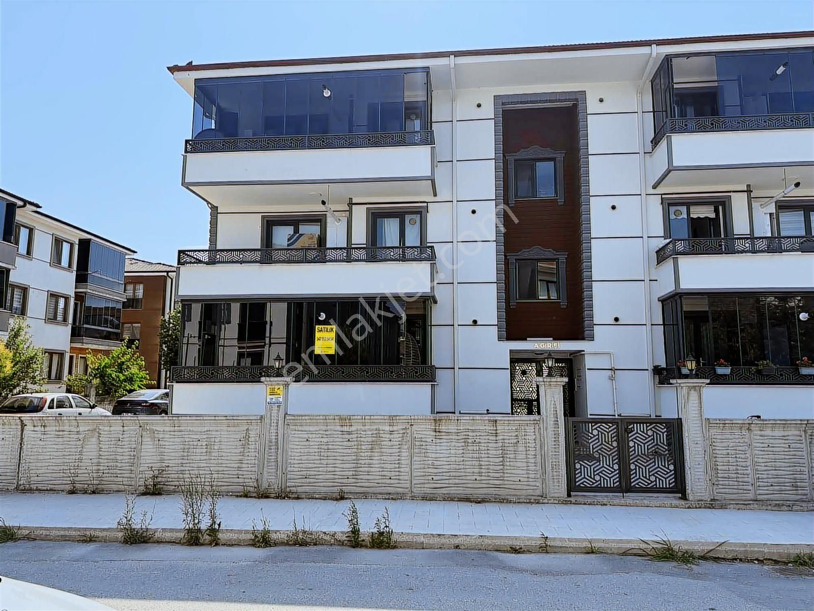 Erenler Mah. Merkezi Konum'da Satılık 3+1 Ferah Daire | Tapu54 - Görsel 18