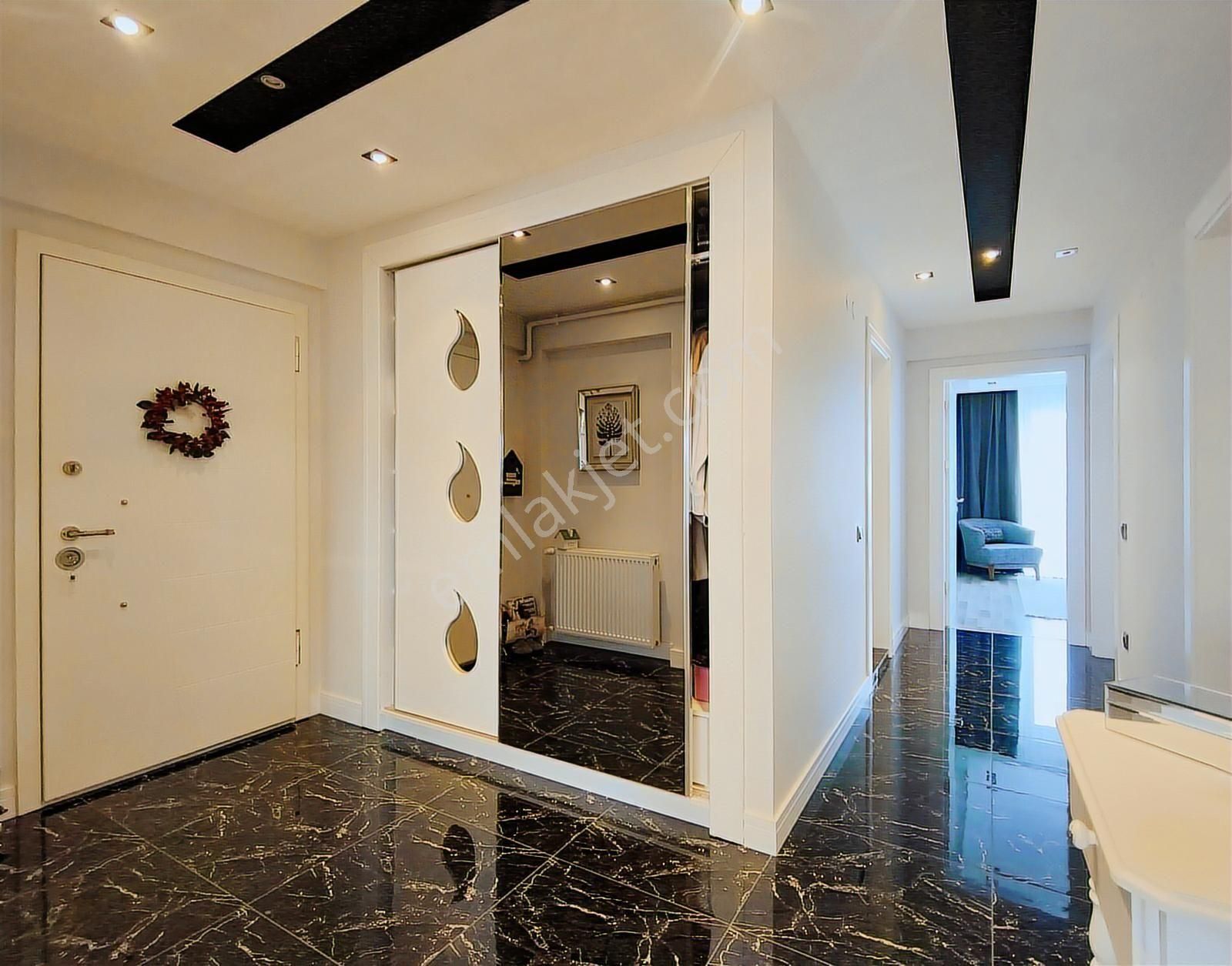 Hasköy Damla Vadi Sitesinde Deniz Manzaralı Satılık 3+1 Daire - Görsel 3