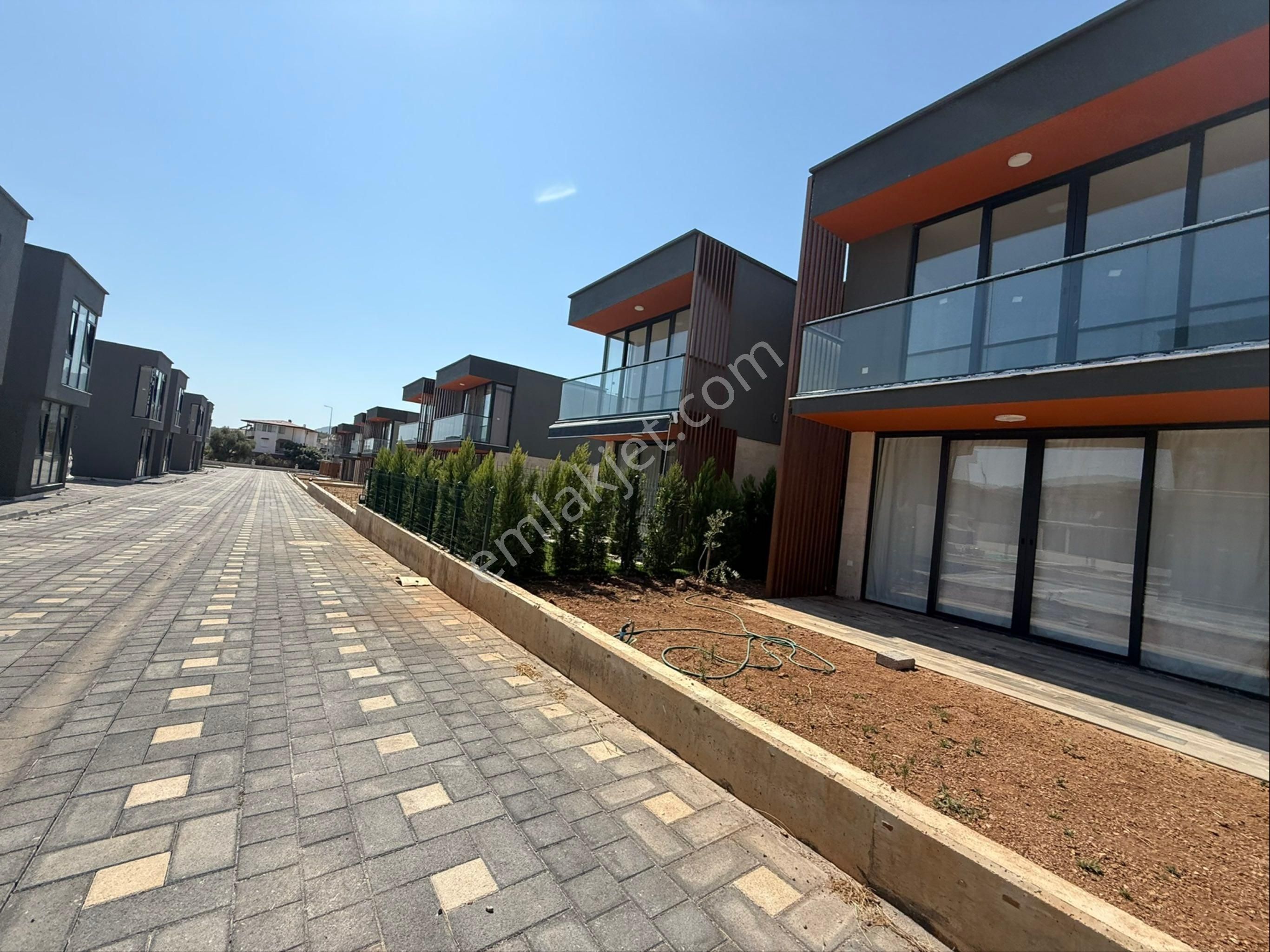 İris Aura Sitesi’nde 1+1 Geniş Bahçeli Daire - Görsel 11