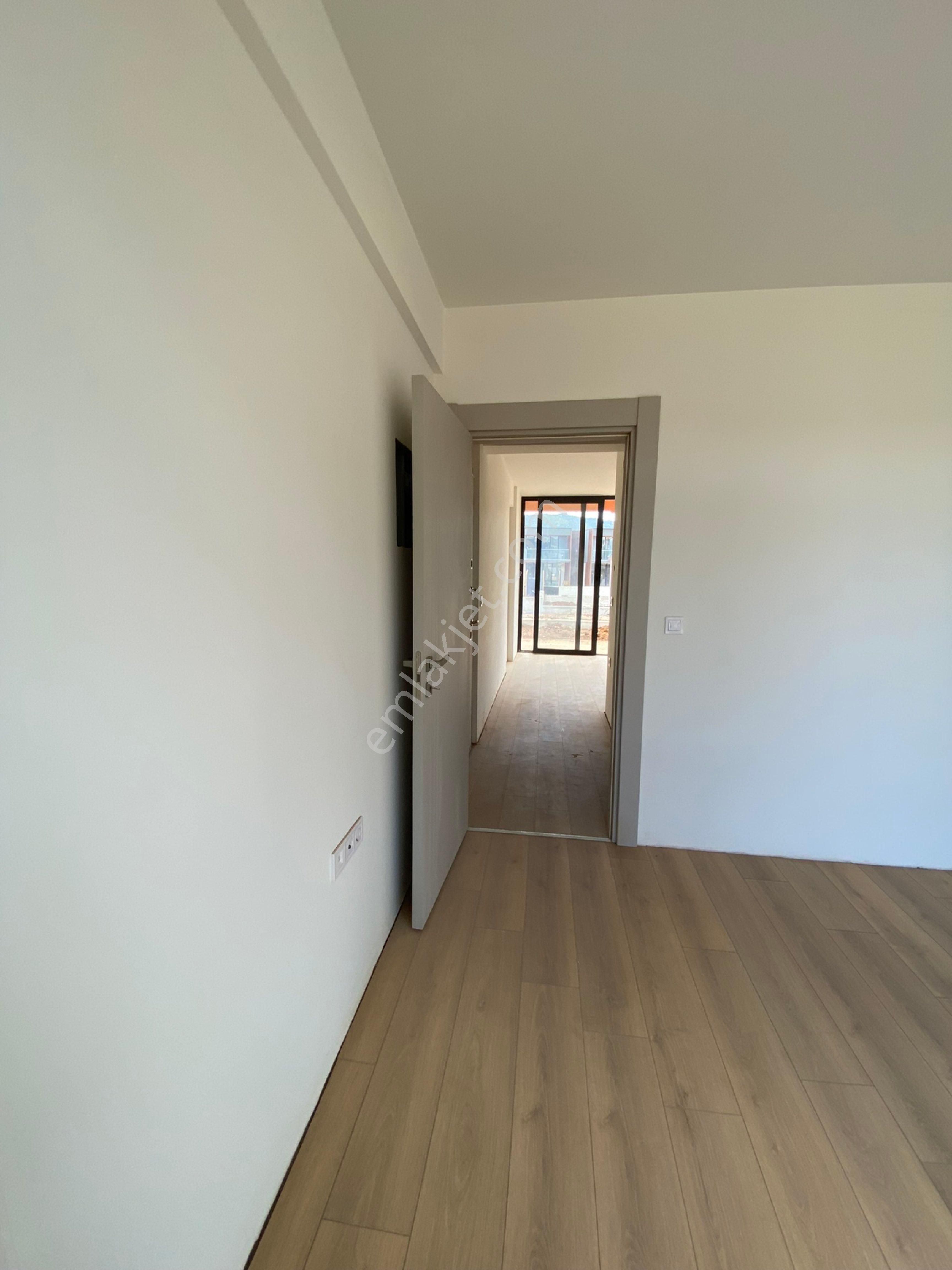 İris Aura Sitesi’nde 1+1 Geniş Bahçeli Daire - Görsel 28