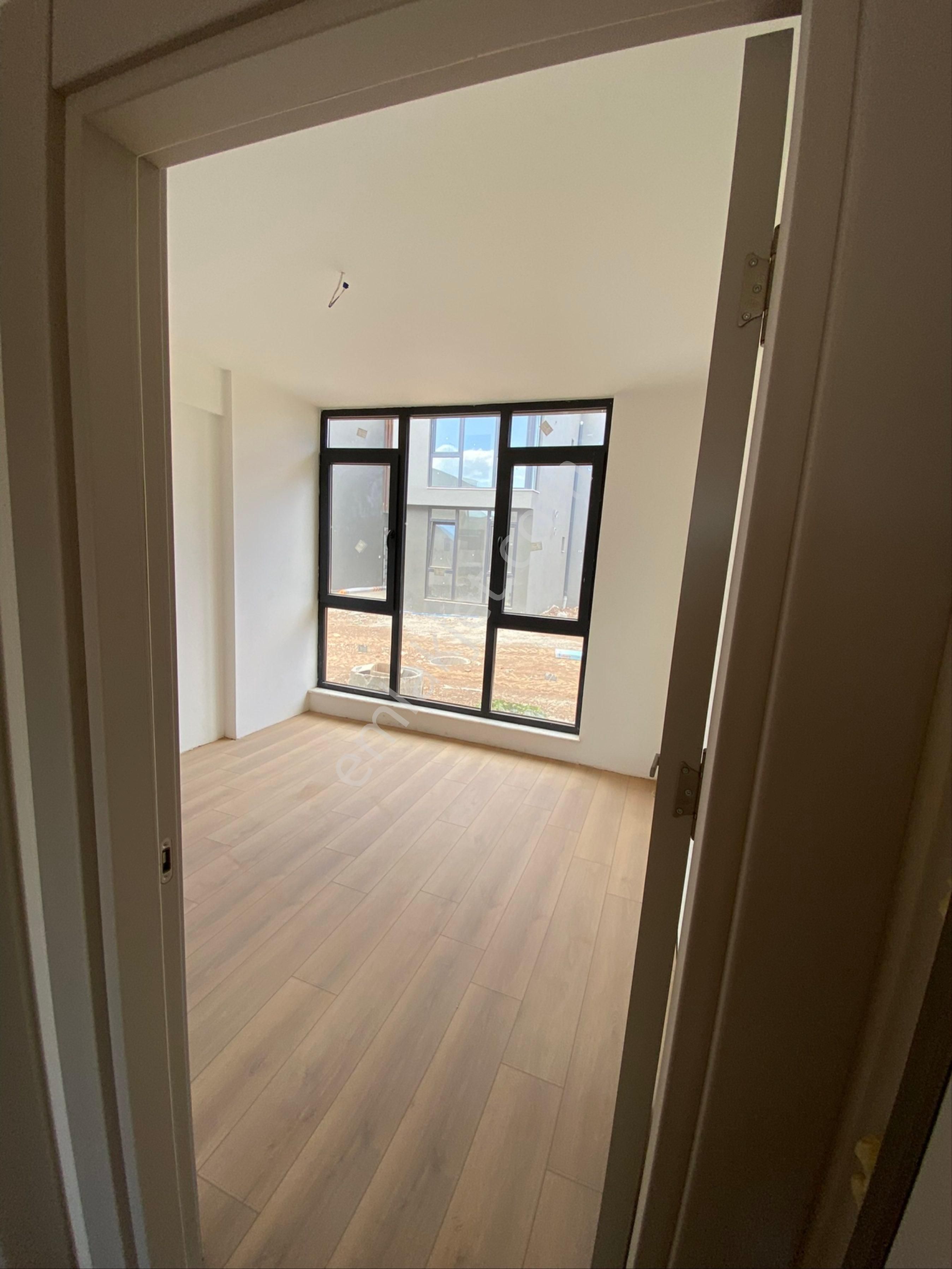 İris Aura Sitesi’nde 1+1 Geniş Bahçeli Daire - Görsel 32