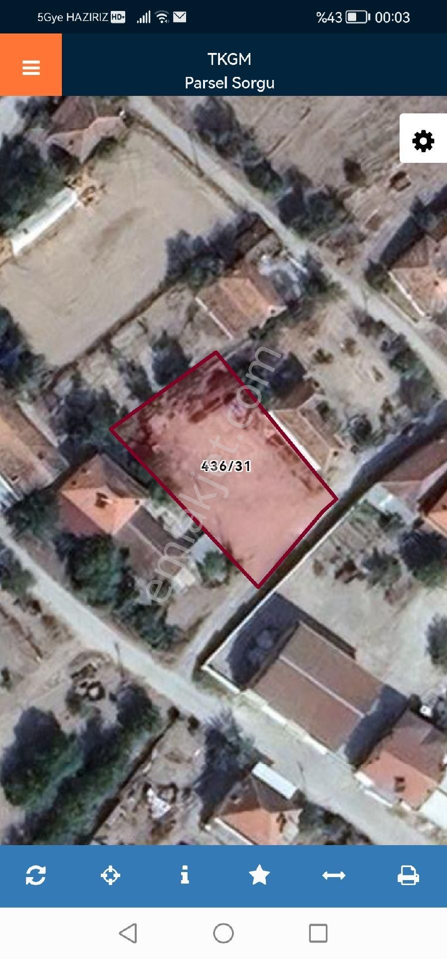 Denizli Baklan Boğaziçi Köyün İçinde 897m2 Ev Yapıma Uygun Arazi 800. 000 Tl Satılıktır