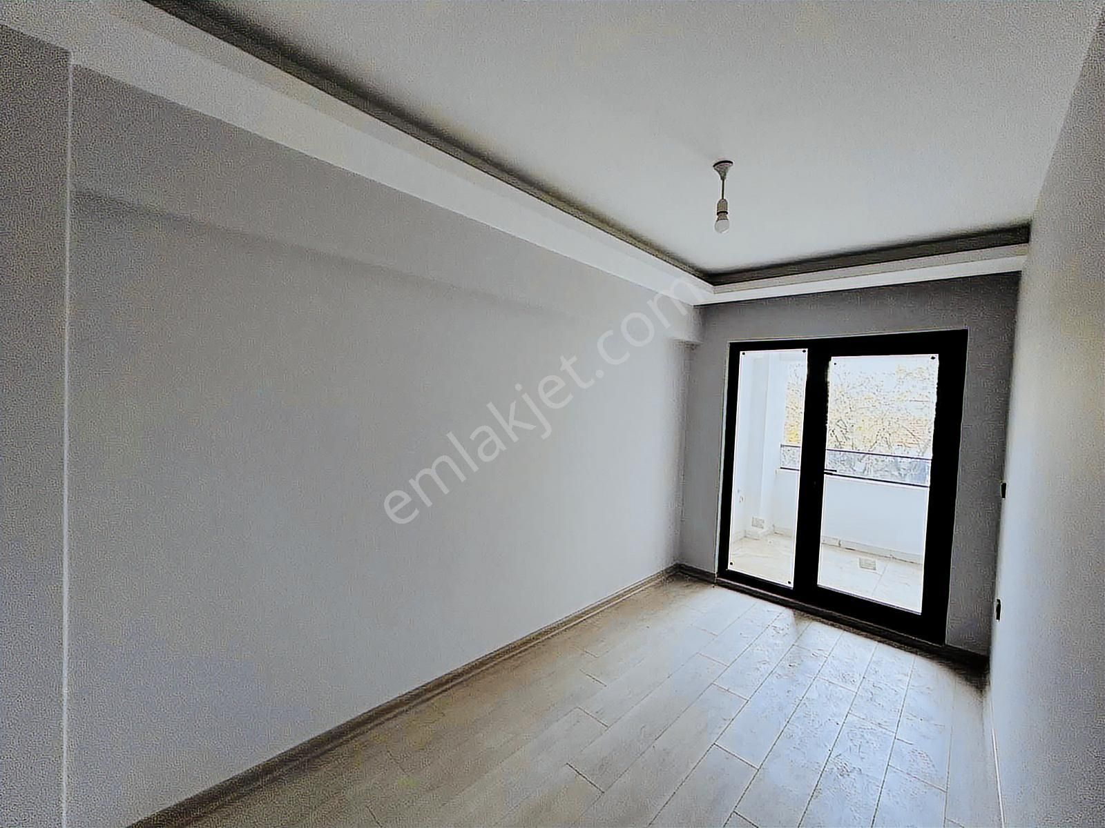 Özlücede Satılık 2+1 Daire Kapalı Otoparklı Yerden Isıtmalı - Görsel 12