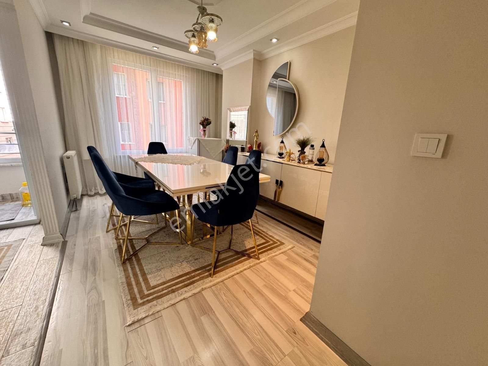 Site İçerinde Satılık Lüxs Daire - Görsel 10