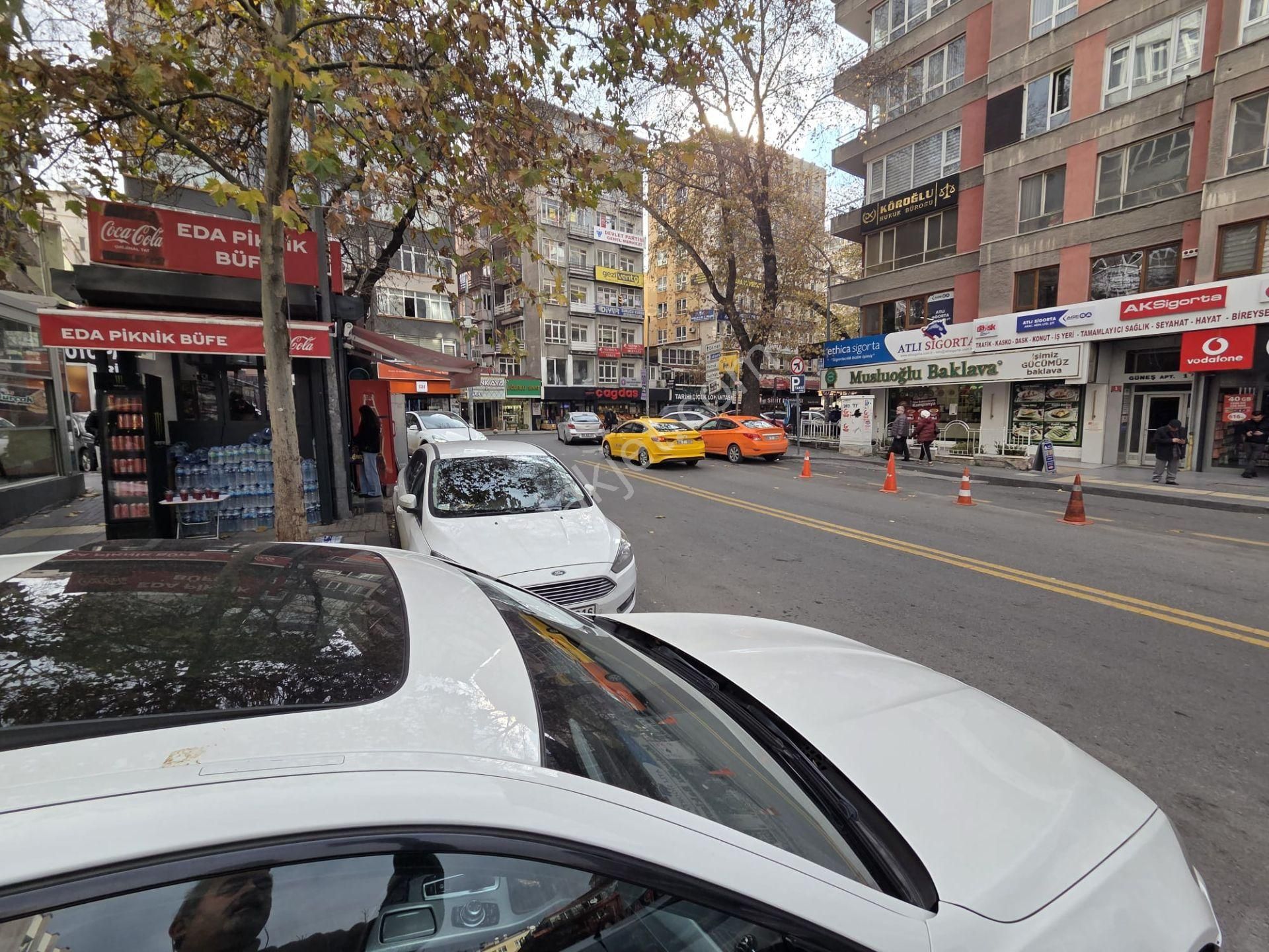 Ankara’nın Göbeği Sezenlerde Prestijli Ve Ferah 3+1 Daire Ofis - Görsel 5