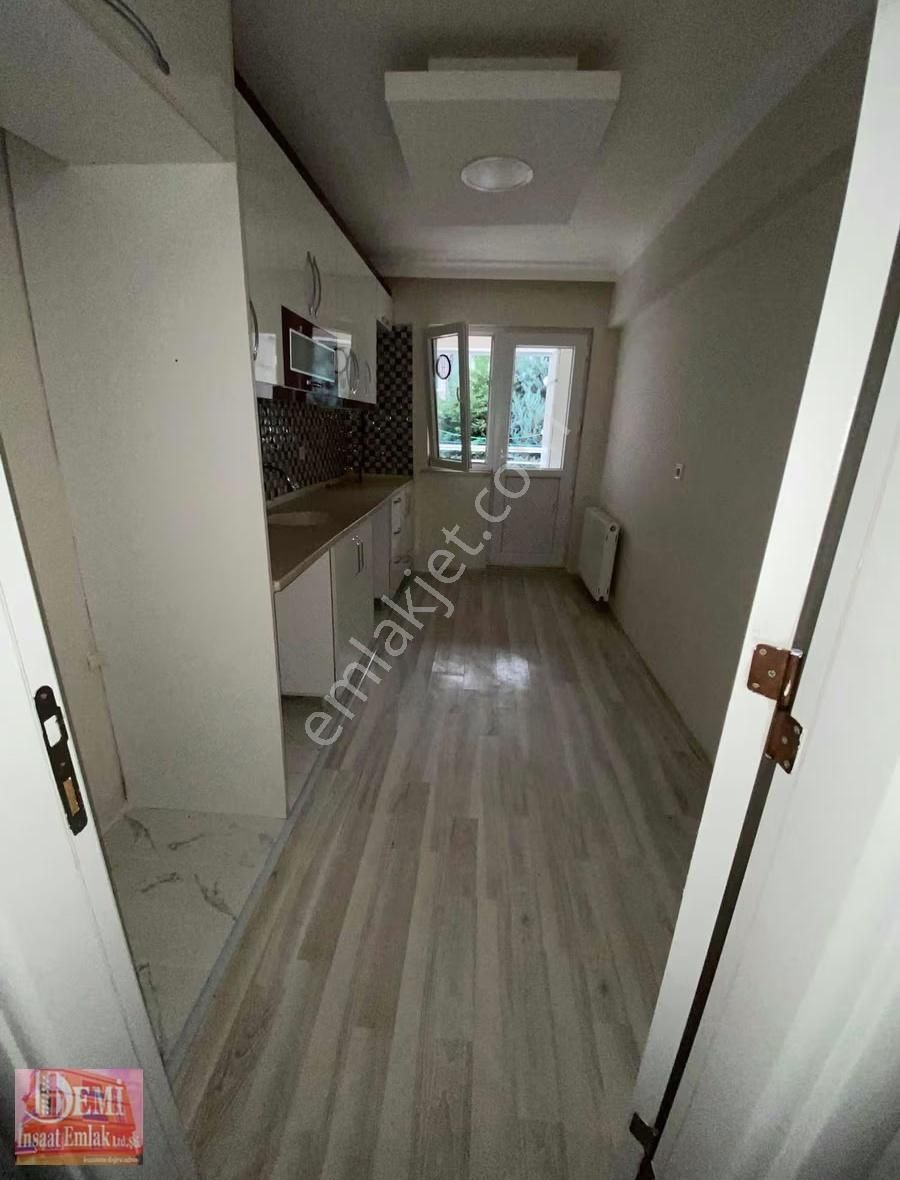 Barbaros Mahallesinde 2+1 Kiralık Daire - Görsel 4