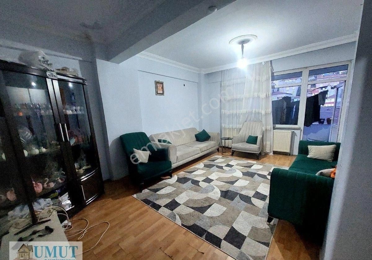 Gaziosmanpaşa Küçükköy Yeni Mah De Acil Satılık Daire Kot. 2. 2+1 100 M2 - Görsel 11