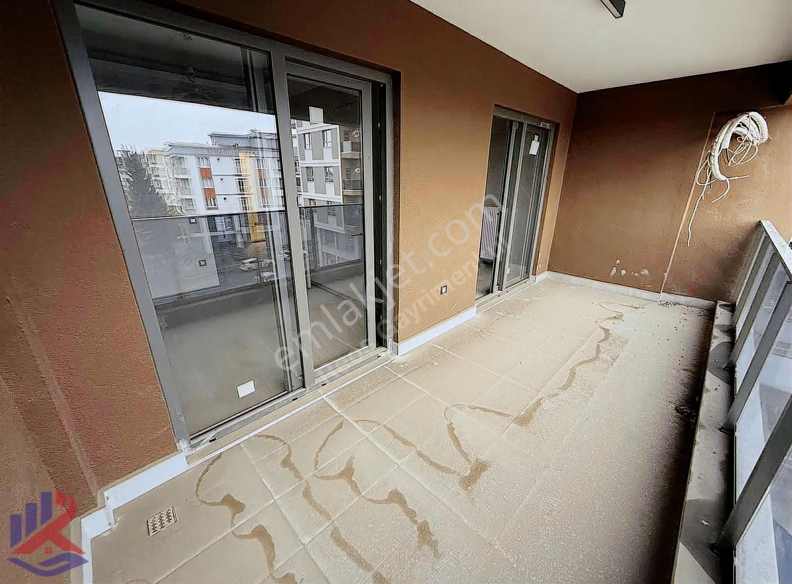 Reos Gayrimenkul'den Çarşı Merkezde Kiralık 4+0 Ofis - Görsel 7