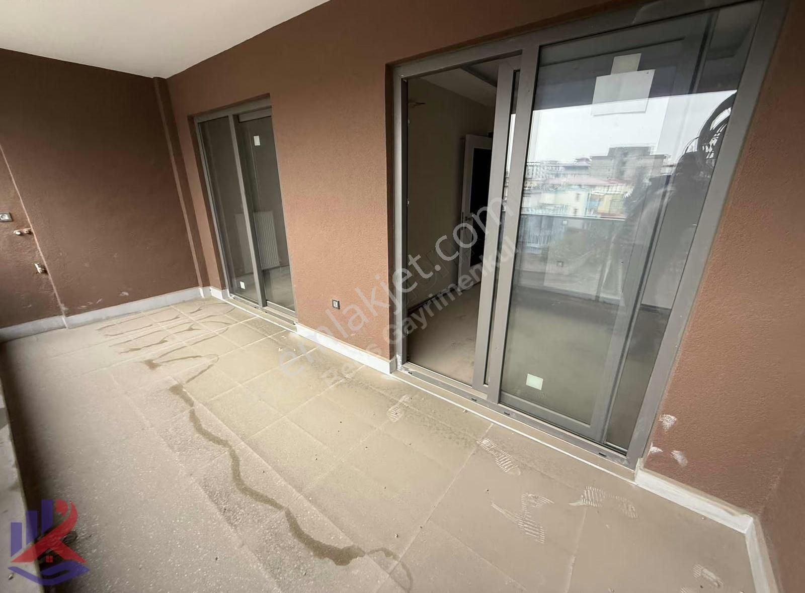 Reos Gayrimenkul'den Çarşı Merkezde Kiralık 4+0 Ofis - Görsel 8