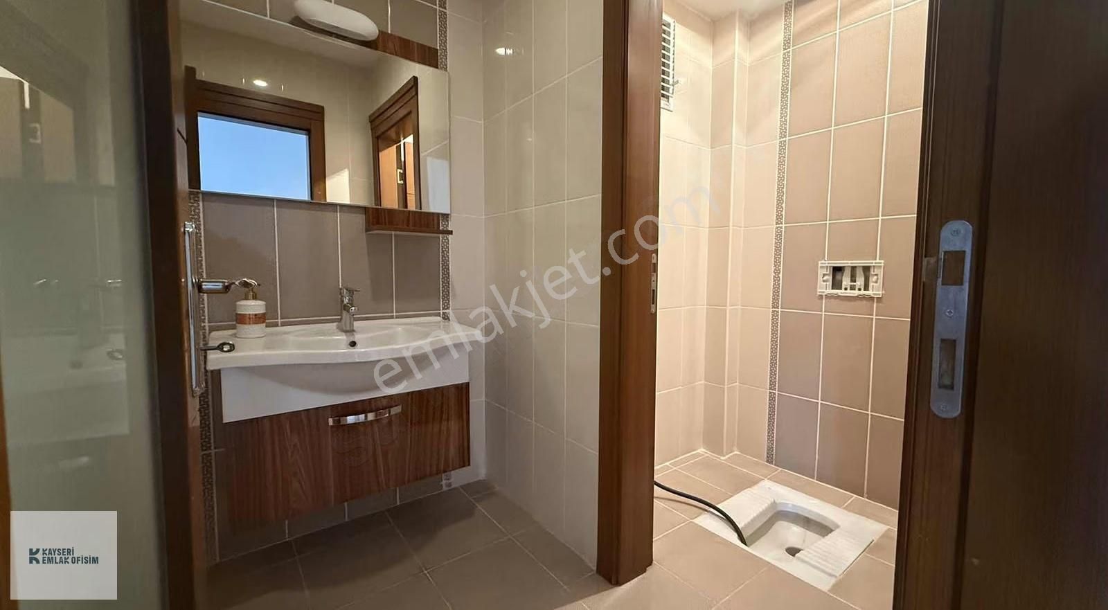 Emlak Ofisimden Talas Bahçelievler Mah. 3+1 Satılık Geniş Daire - Görsel 9