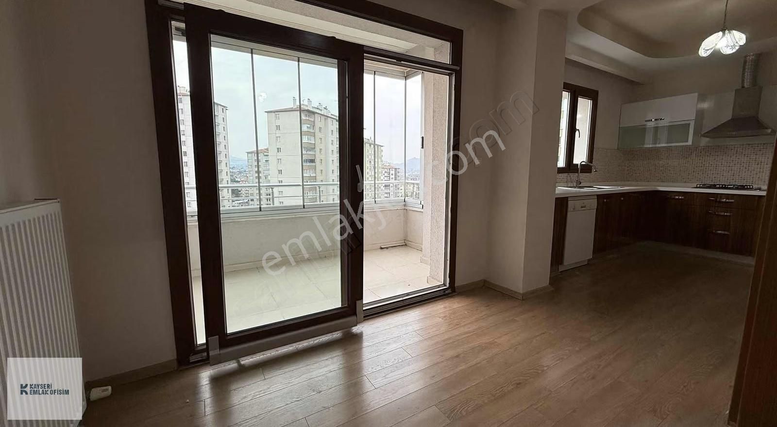 Emlak Ofisimden Talas Bahçelievler Mah. 3+1 Satılık Geniş Daire - Görsel 19