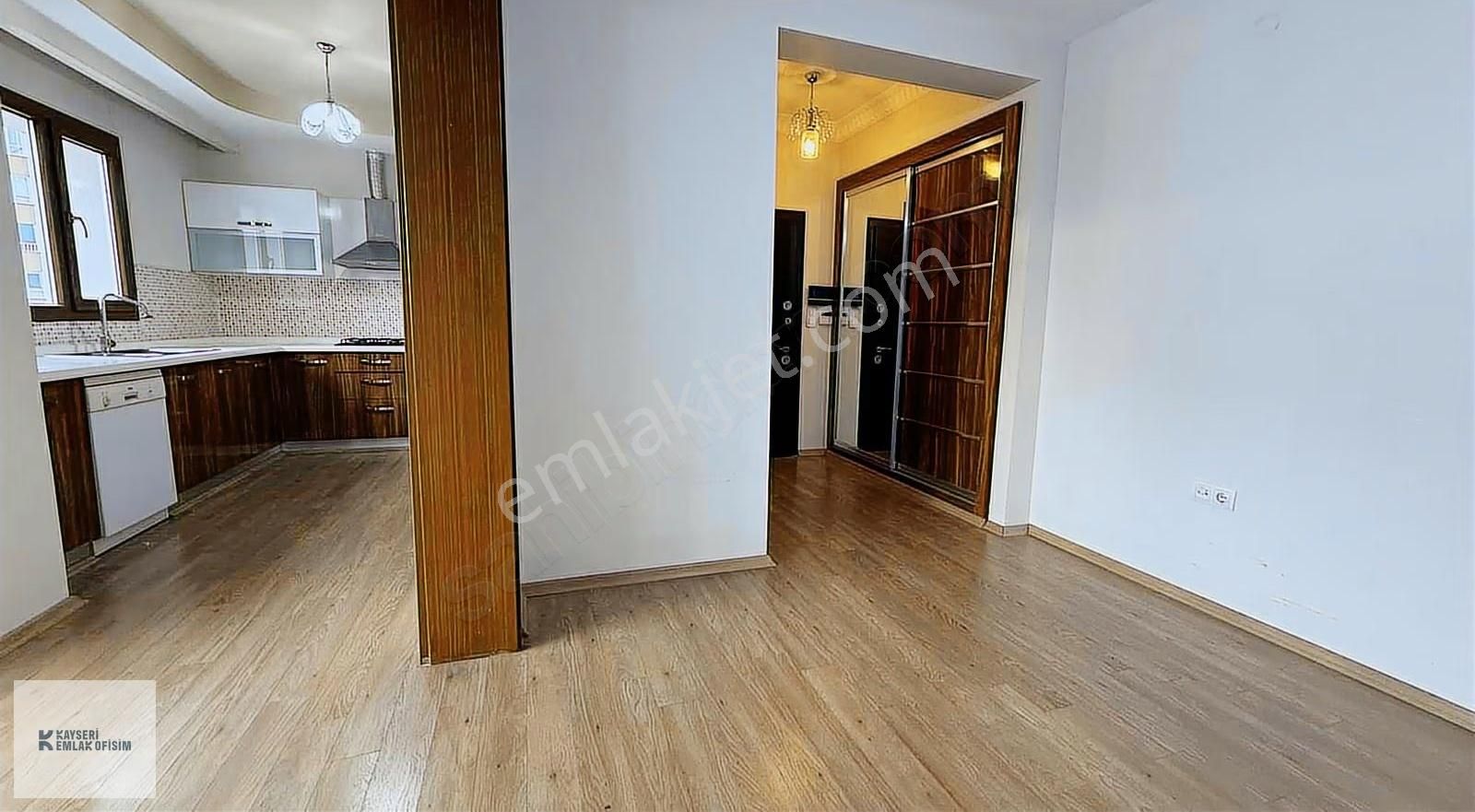 Emlak Ofisimden Talas Bahçelievler Mah. 3+1 Satılık Geniş Daire - Görsel 13