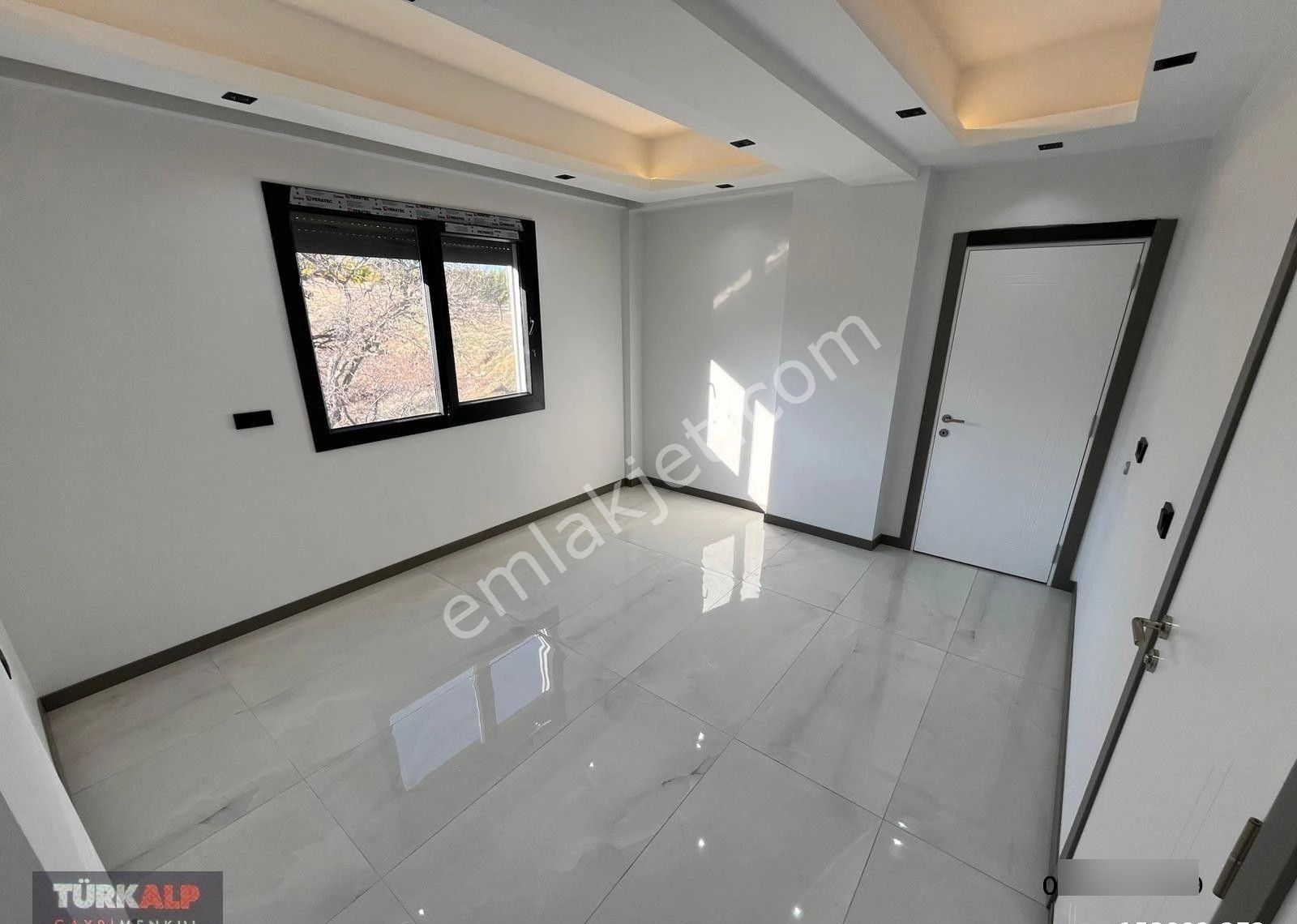 1200 Evlerde Lüks Tasarım 3+1 Daire - Görsel 15