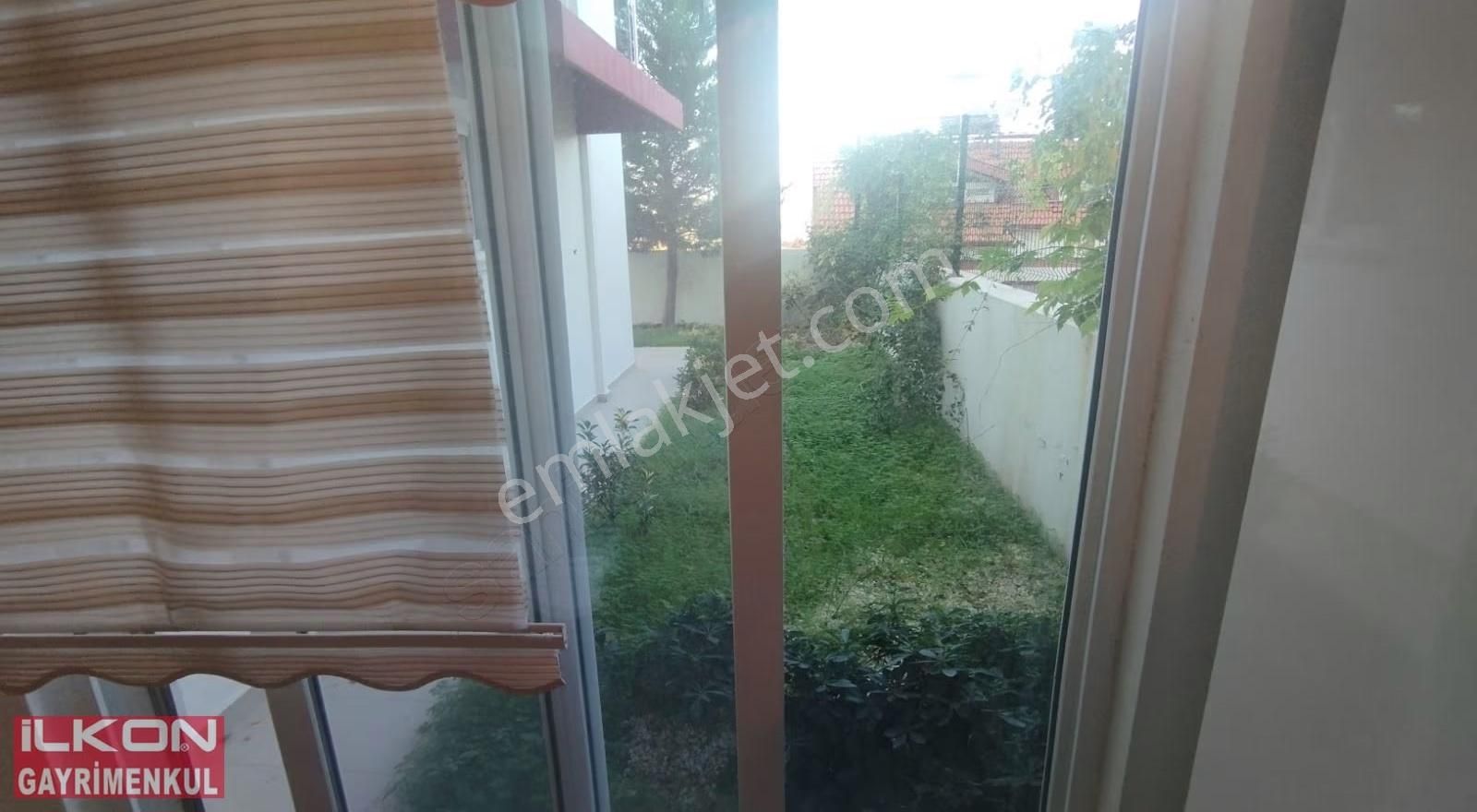 İlkon'dan Cumhuriyet Mah'de Kiralık Deniz Manzaralı Eşyalı 2+1 - Görsel 7