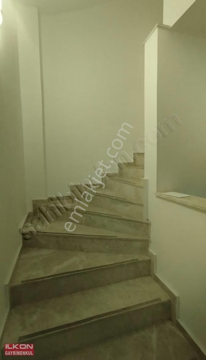 İlkon'dan Cumhuriyet Mah'de Kiralık Deniz Manzaralı Eşyalı 2+1 - Görsel 30