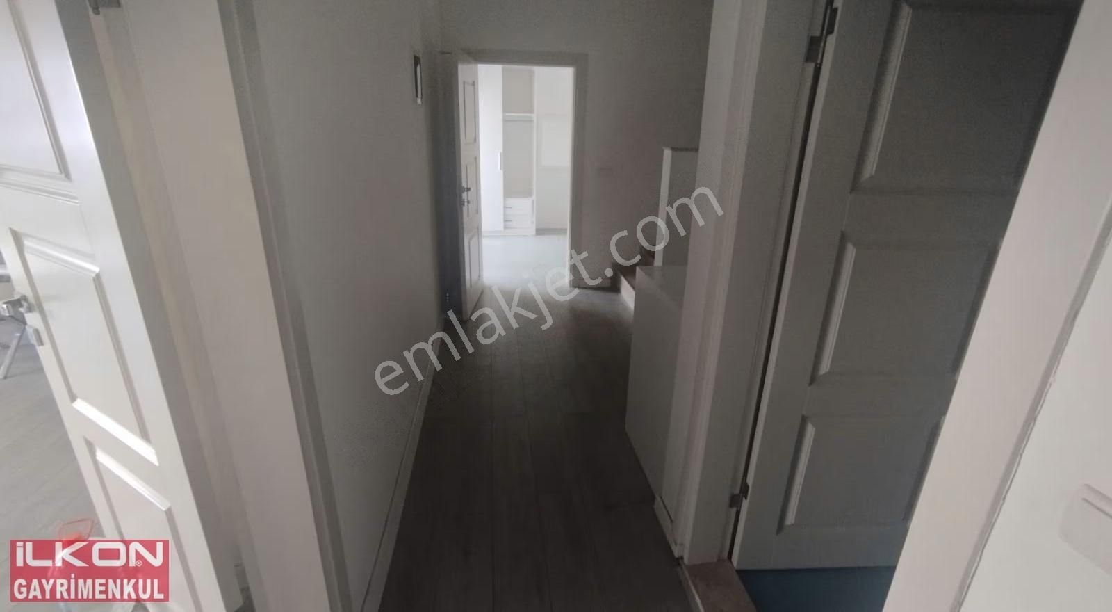 İlkon'dan Cumhuriyet Mah'de Kiralık Deniz Manzaralı Eşyalı 2+1 - Görsel 6