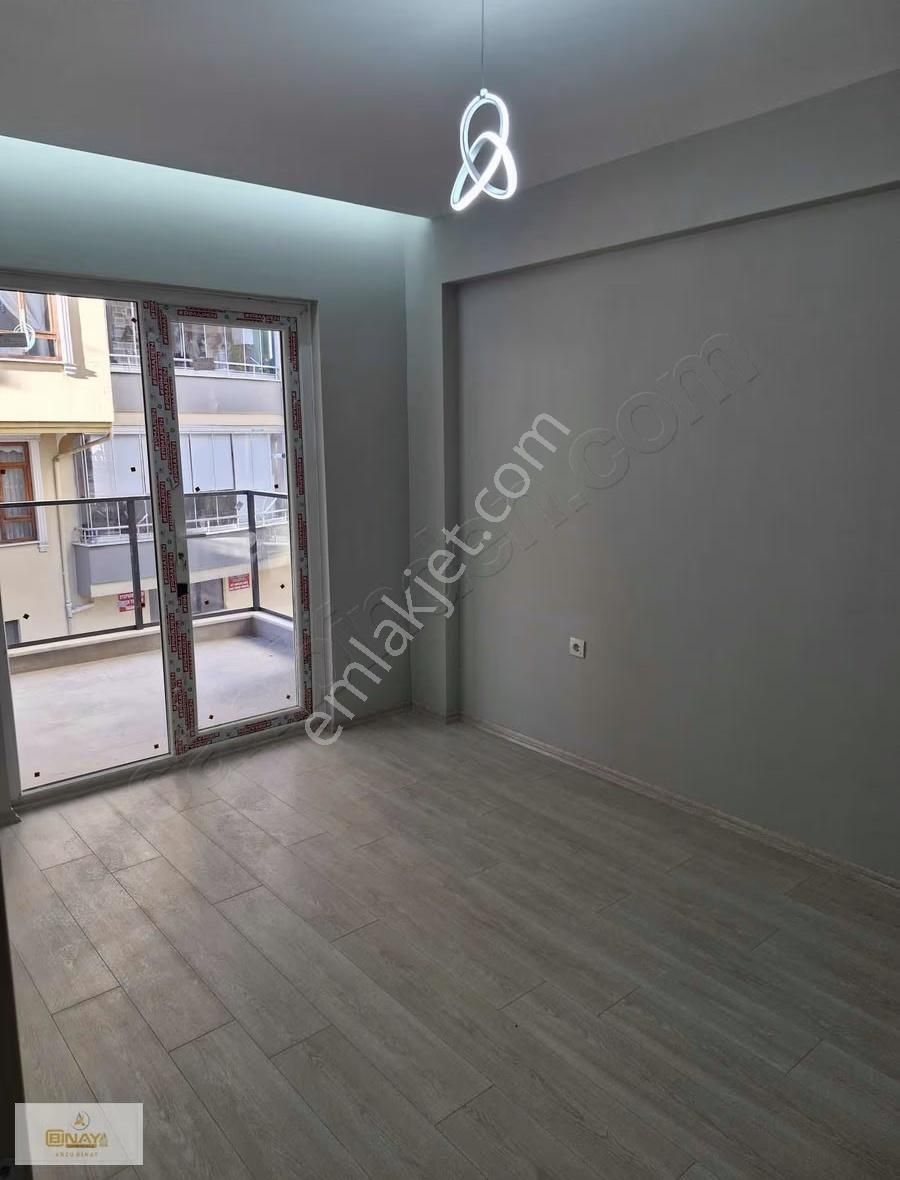 Karaağaç Mahallesinde Satılık Ebevyn Banyolu Geniş 2+1 Daireler - Görsel 2