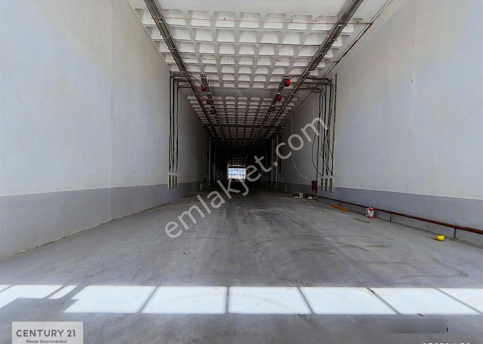 C21nexar'dan Akçaburgaz'da 4232 M2 Depo&antrepo&imalathane - Görsel 4