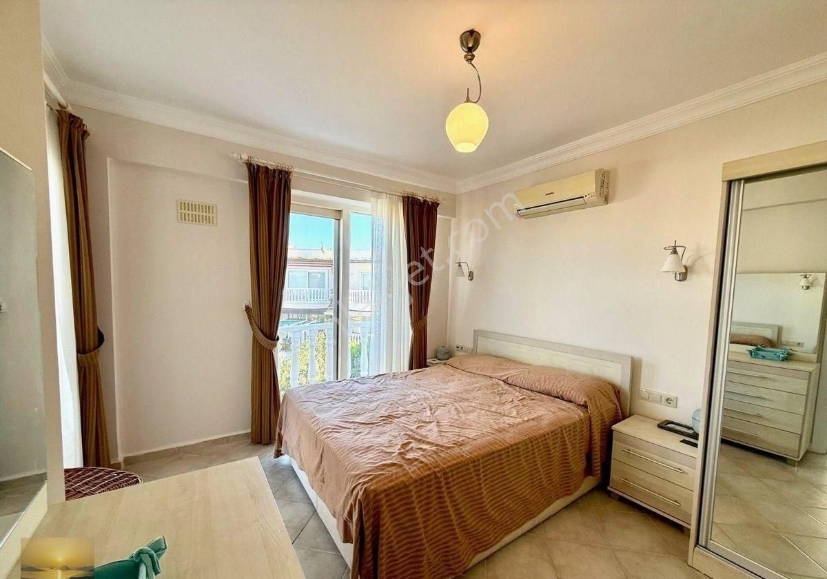 İngilizden Denize Yakın Ev Plajlı Sitede Ön Blokta Satılık Acil Daire Yatırım Fırsatı Bulunmaz Konum - Görsel 22