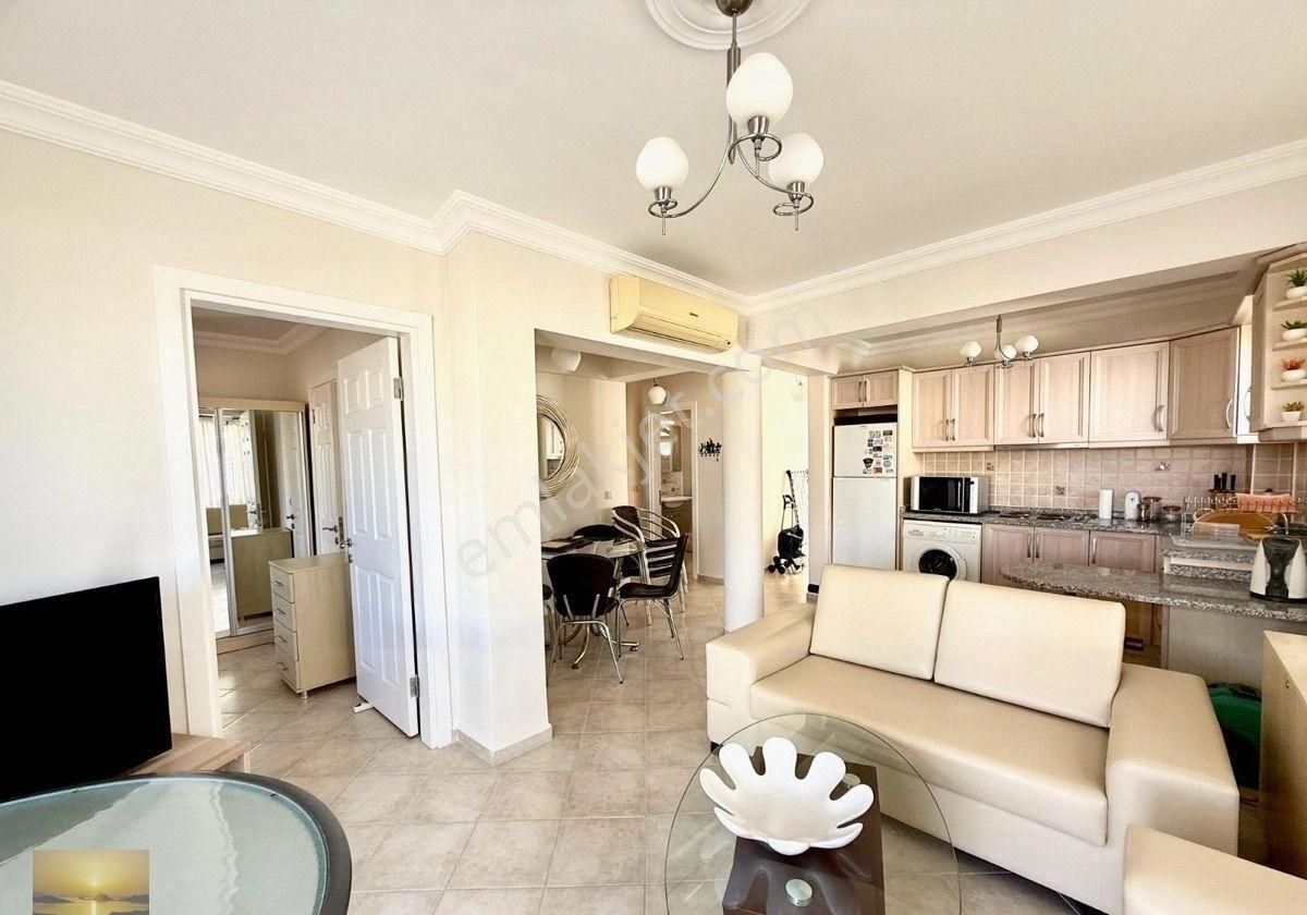 İngilizden Denize Yakın Ev Plajlı Sitede Ön Blokta Satılık Acil Daire Yatırım Fırsatı Bulunmaz Konum - Görsel 8