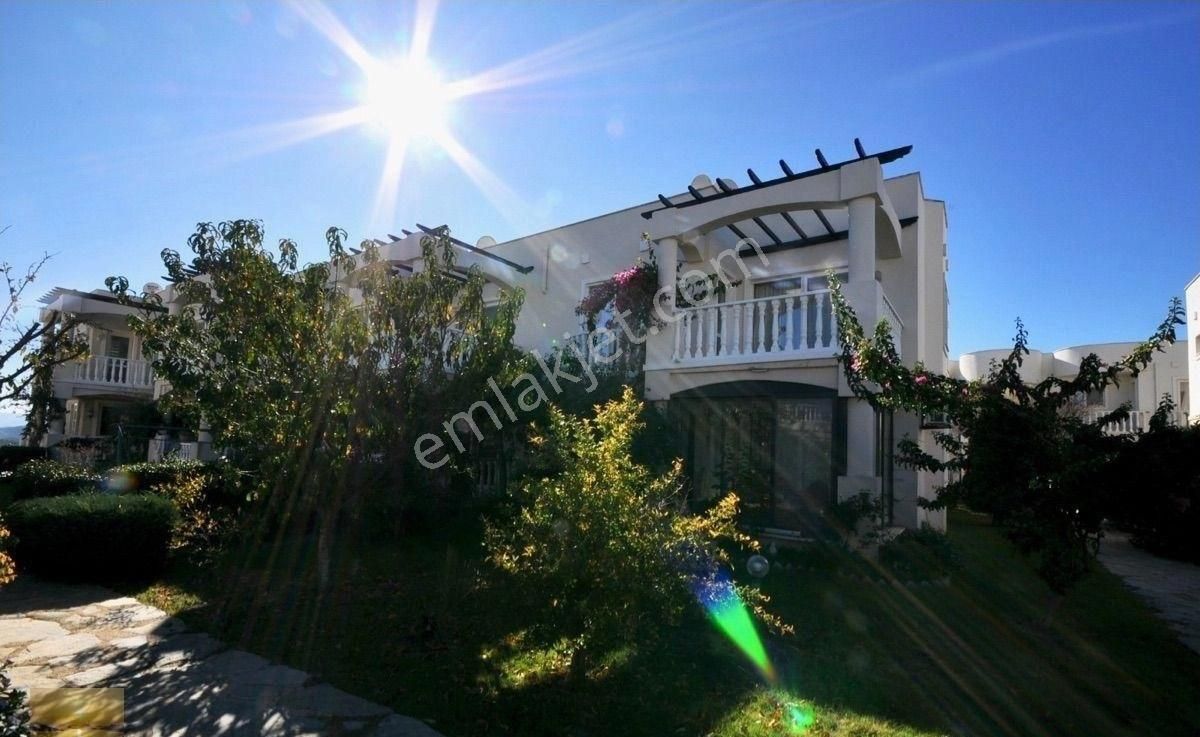 İngilizden Denize Yakın Ev Plajlı Sitede Ön Blokta Satılık Acil Daire Yatırım Fırsatı Bulunmaz Konum - Görsel 27