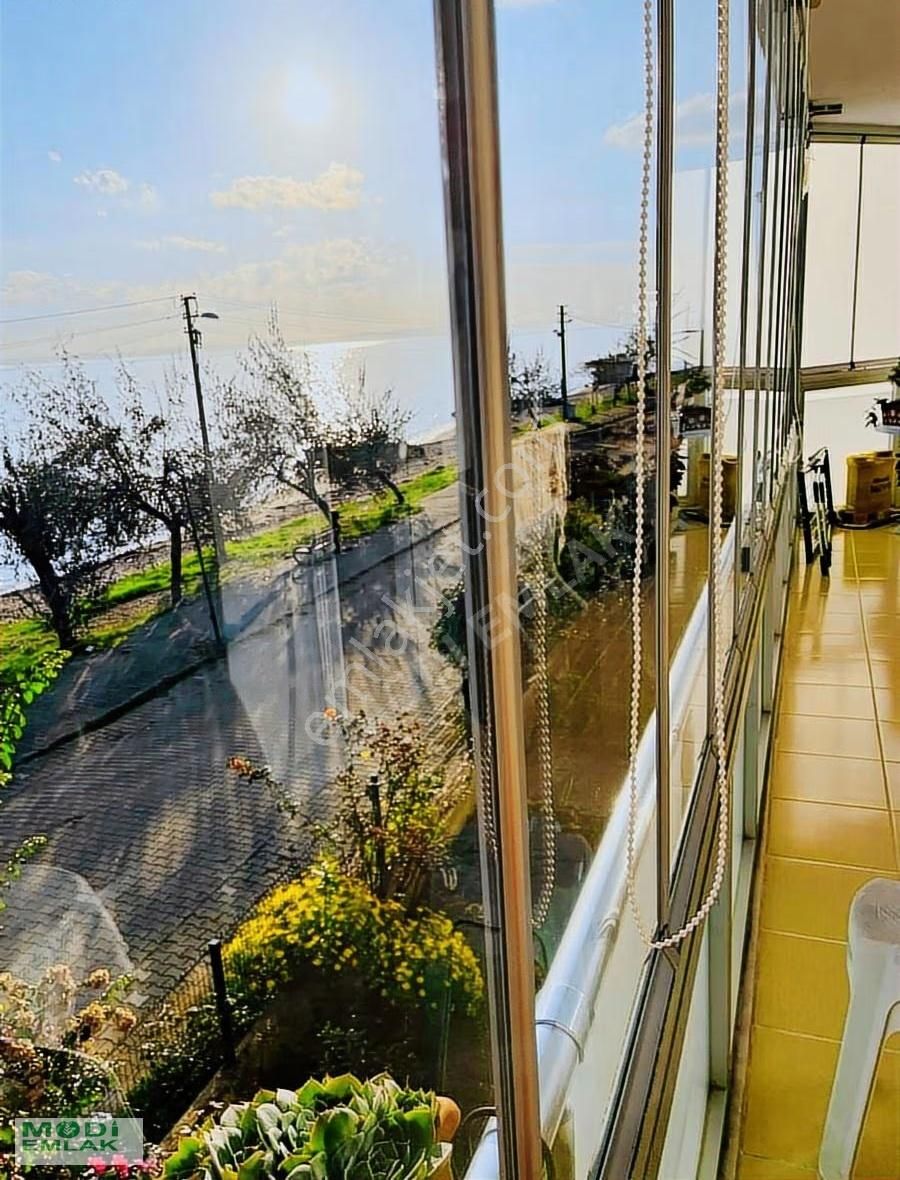 Armutlu Karşıyaka Da Denize Sıfır Satılık Deniz Manzaralı 3+1 - Görsel 9