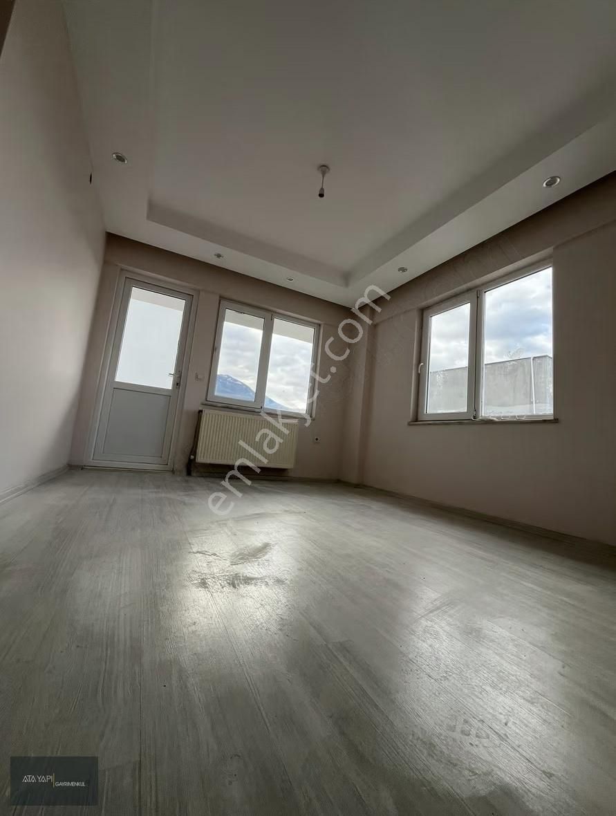 Ata Yapı'dan Çakmak'ta 140m² 2+1 Ara Kat Kiralık Daire - Görsel 21