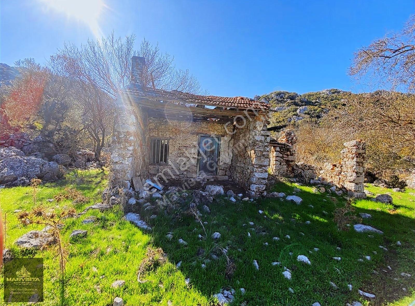 Selimiyede Tapuya İşli Kargır Ev Tarla