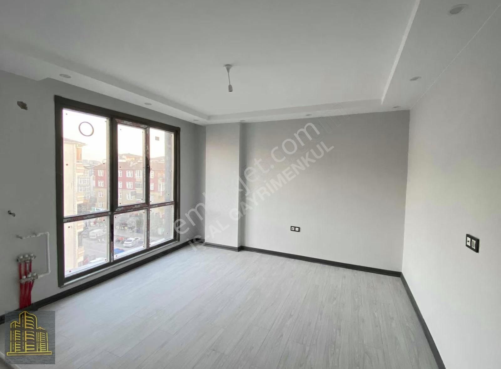 İş-al'dan Merkezi Konumda Sıfır Lüks 1+1 Ara Kat Suit Daire