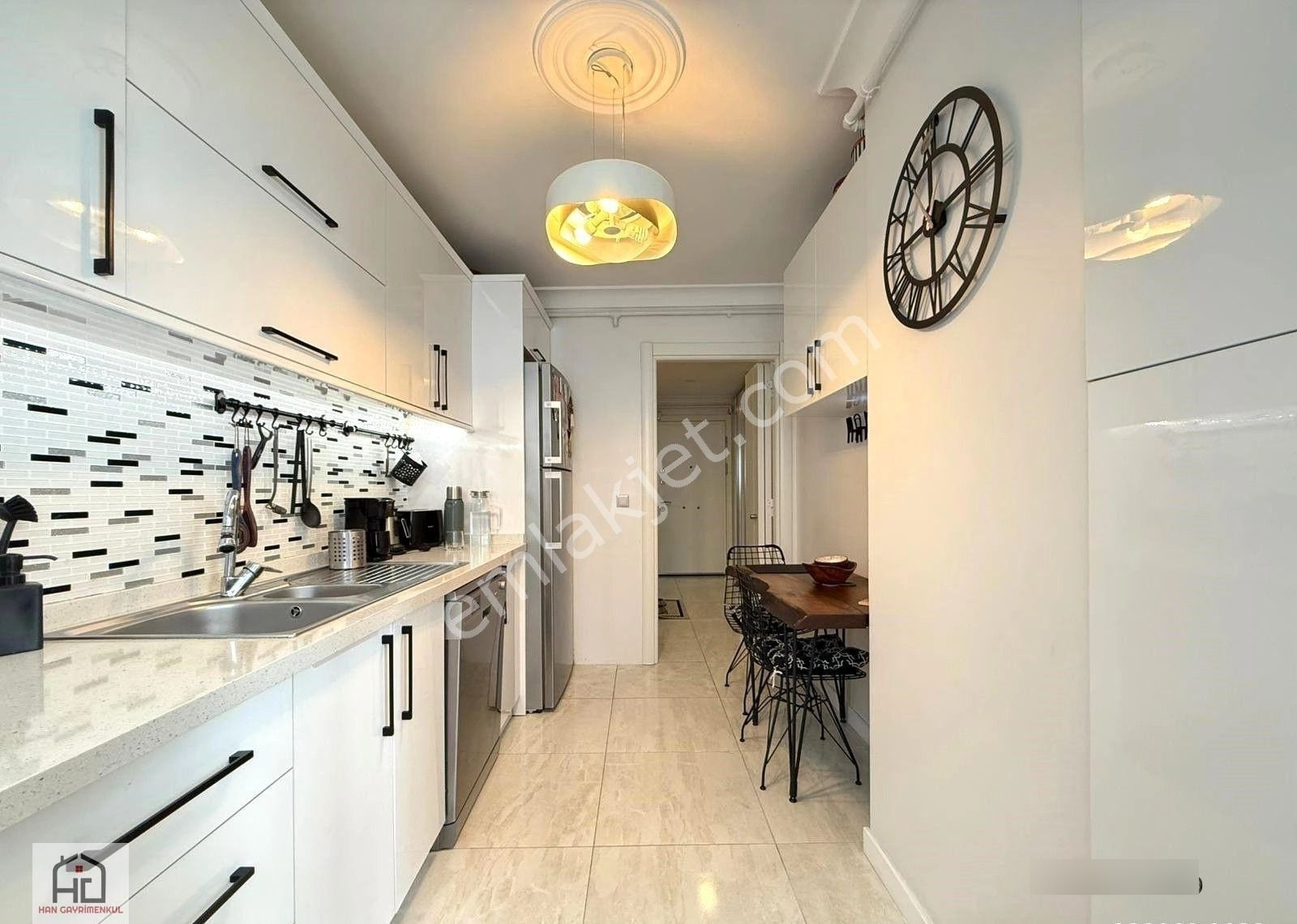 Suadiye'de 3+1 Balkonlu,kapalı Otoparklı Kelepir - Görsel 19