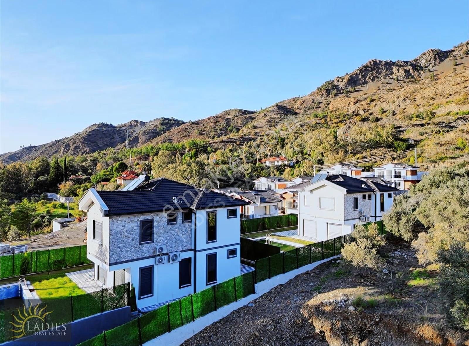 Ladies Emlak'tan Akkaya'da Satılık Havuzlu Villa - Görsel 6