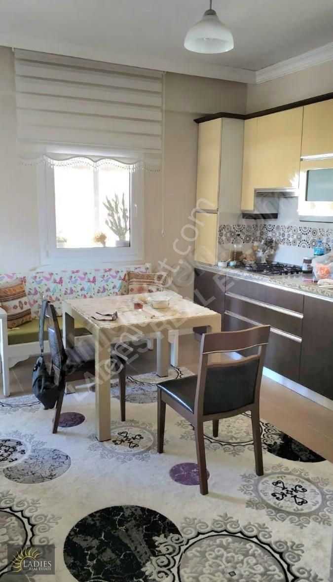 Ladies Gayrimenkulden Müstakil Satılık Villa - Görsel 3