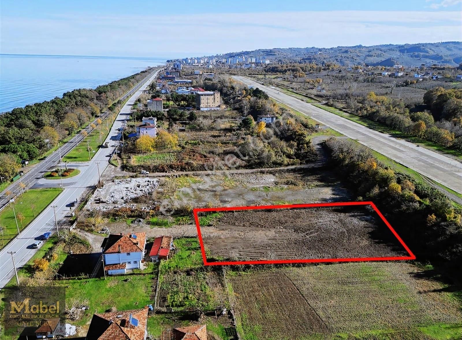 Mabel'den Çınarsuyu Karşısında Asfalt Kenarında Kiralık Arsa