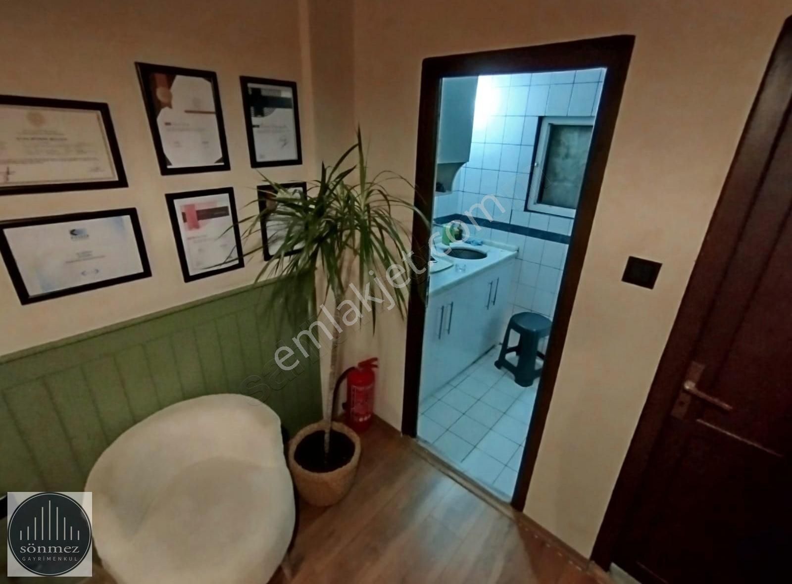 Sönmez Gayrimenkulden Şehir Merkezinde Fırsat Güzellik Merkezi - Görsel 8