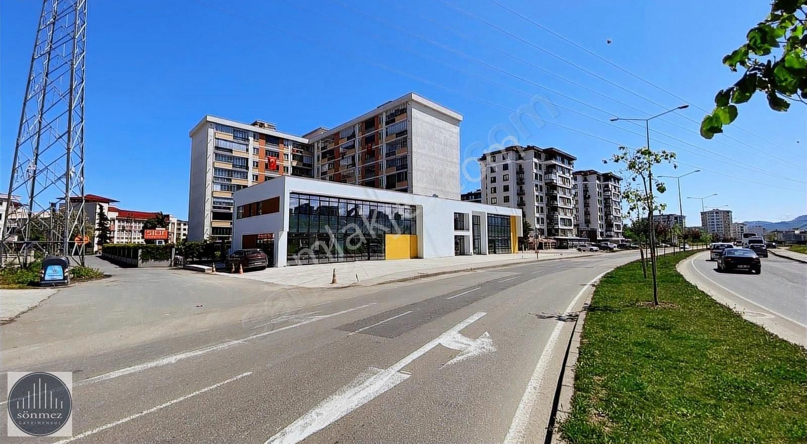 Sönmez'den Karşıyaka'nın Merkezinde Kiralık Sıfır Ofisler - Görsel 18