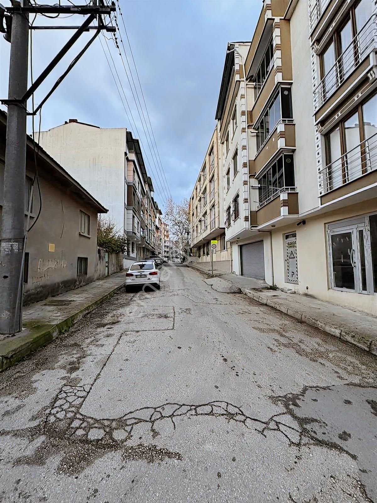 Selimiye Mahallesinde Satılık Köşe Dükkan - Görsel 8